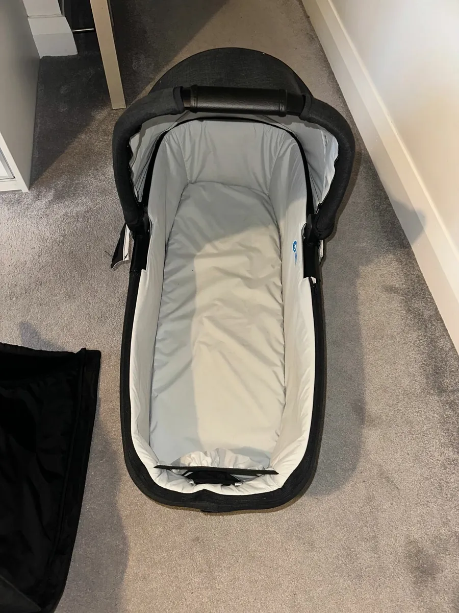 Joie Travel System - Image 4