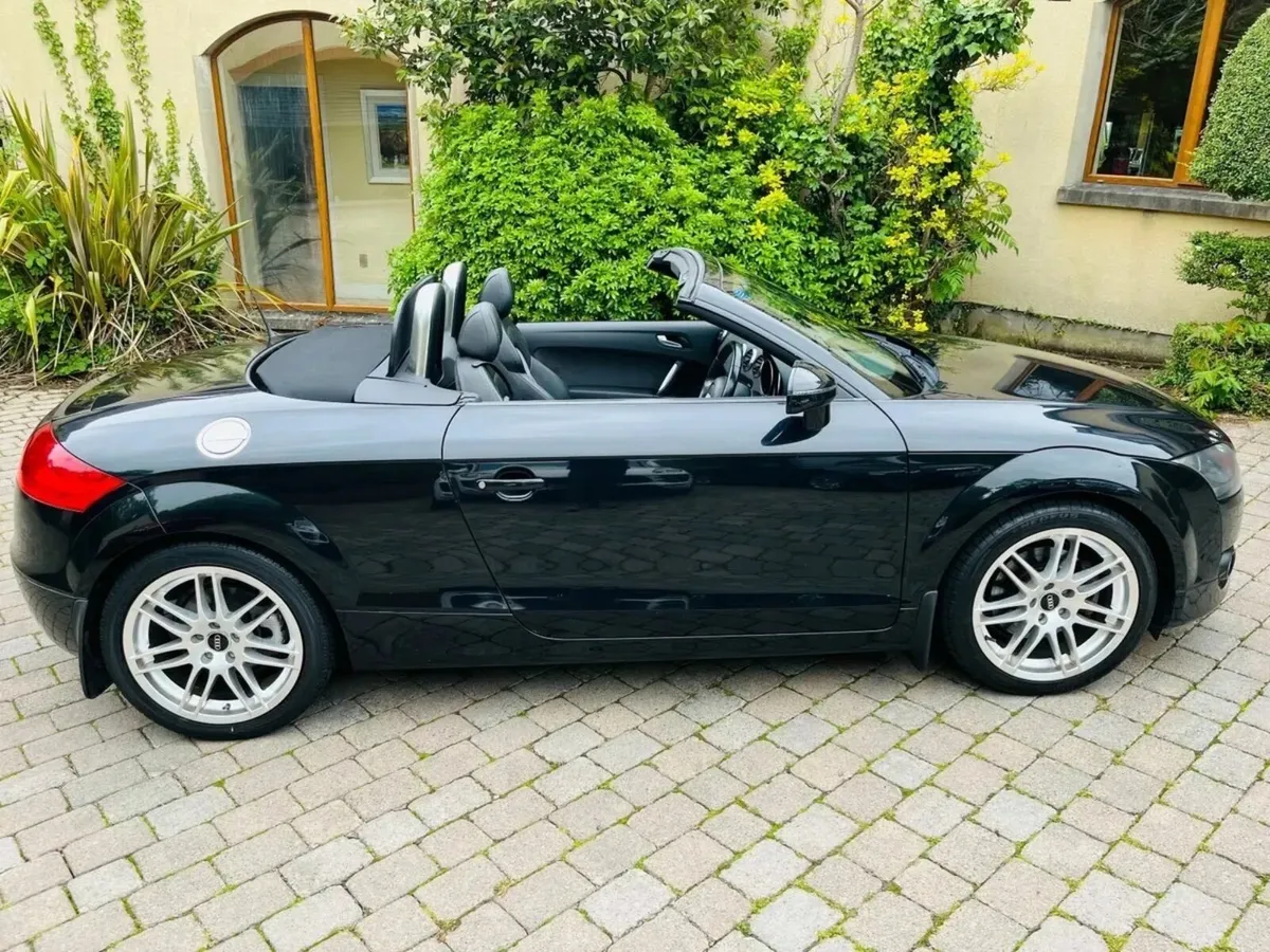 2009 Audi TT 2.0 TFSI Convertible – Manual - Image 3