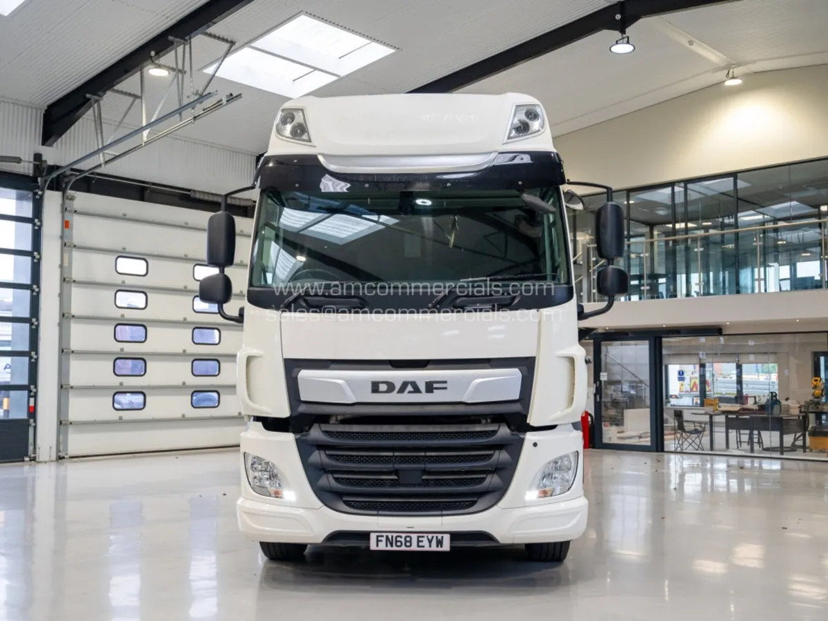 2018 (68) DAF CF 480 SPACE CAB - Image 2