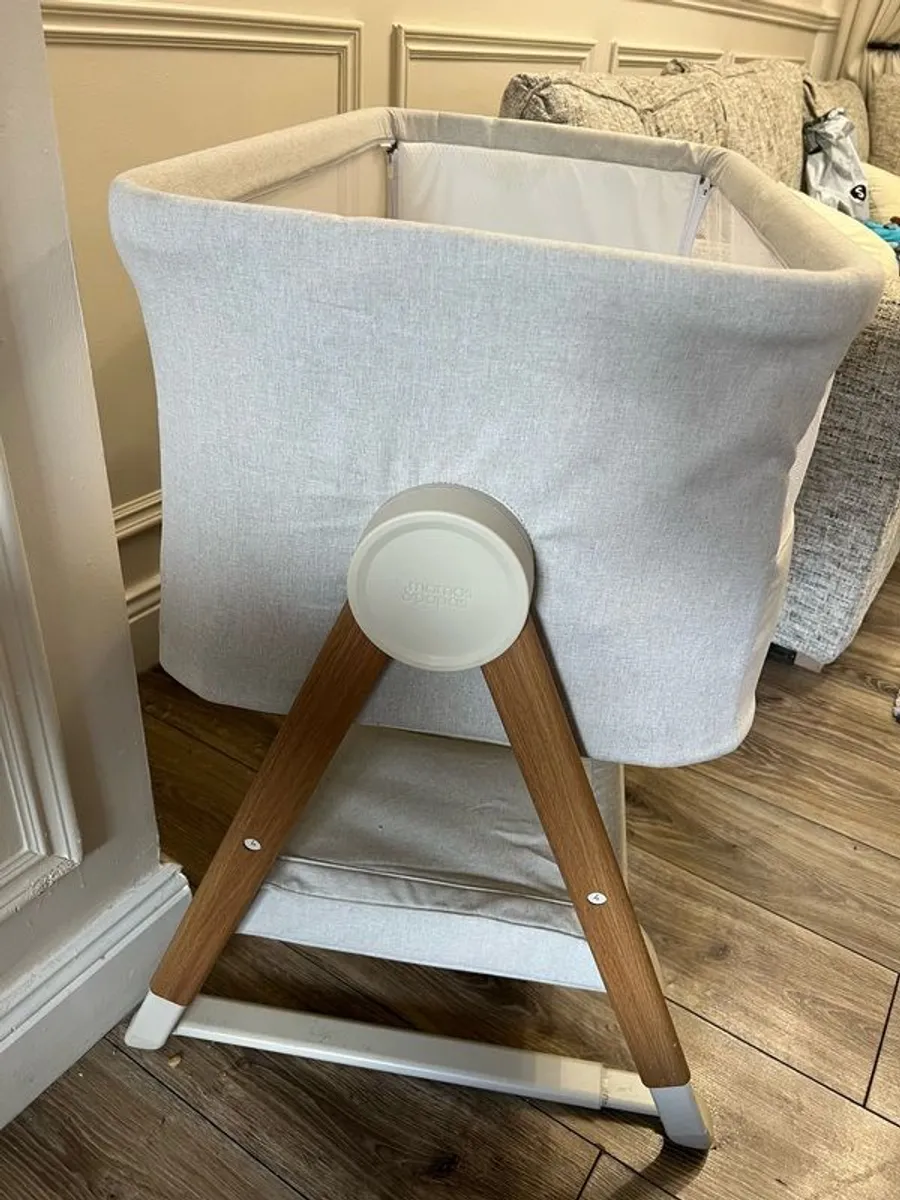 Next to me - Image 2