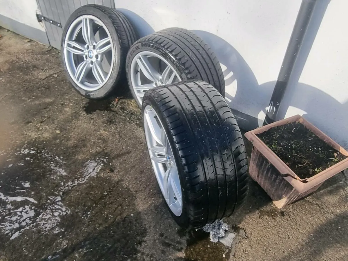 BMW ALLOY WHEELS - Image 1