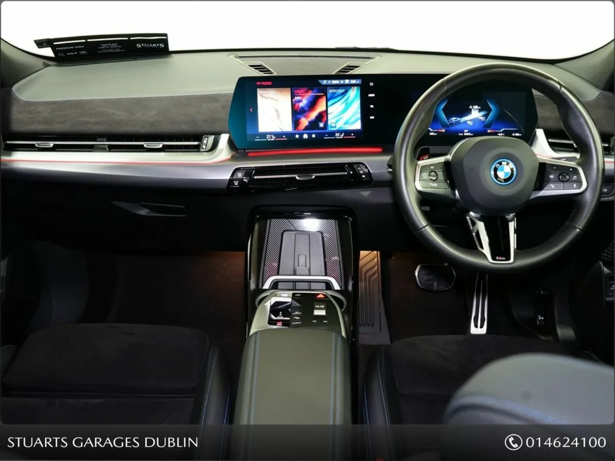 BMW iX2 IX2 M-SPORT eDRIVE20 M-SPORT PRO: PORTIMAO - Image 4