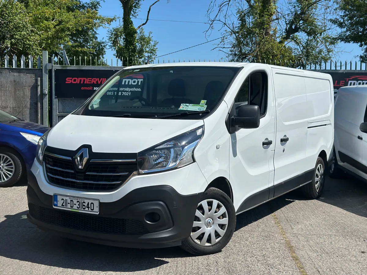 RENAULT TRAFIC 2.0L DIESEL 3 SEATER 2021 - Image 3