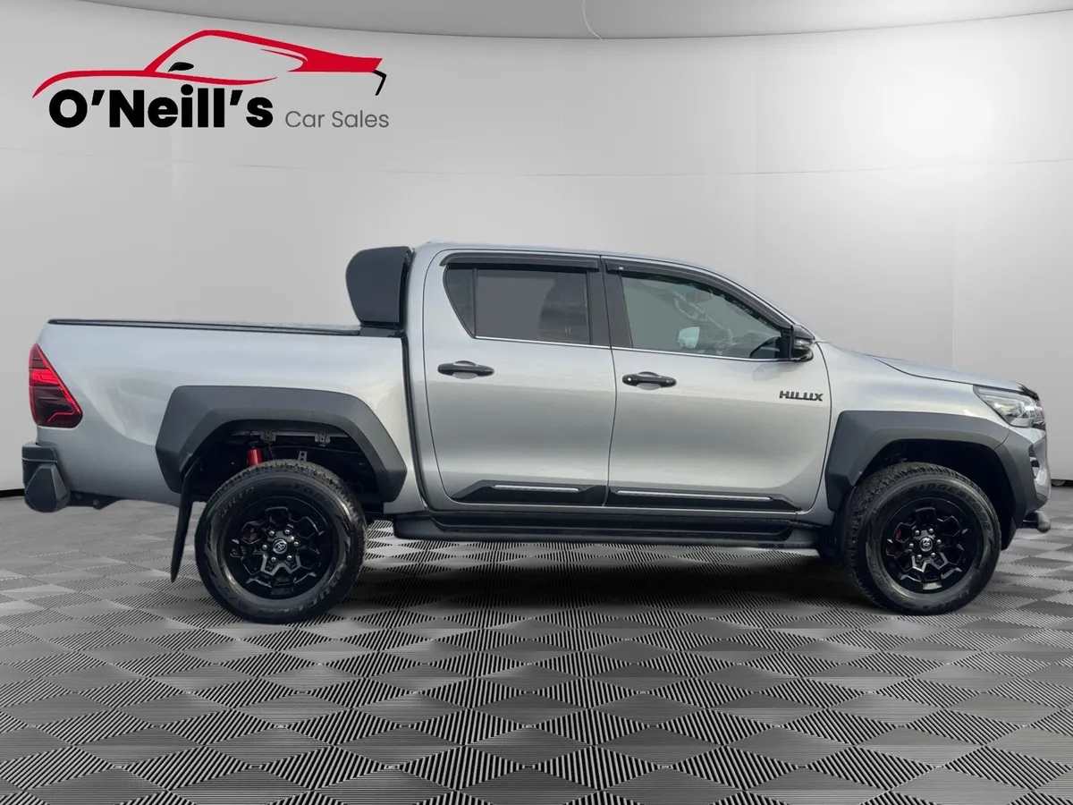 Toyota Hilux 2025 *NO VAT* 2.8 GR SPORT AUTO #313 - Image 2