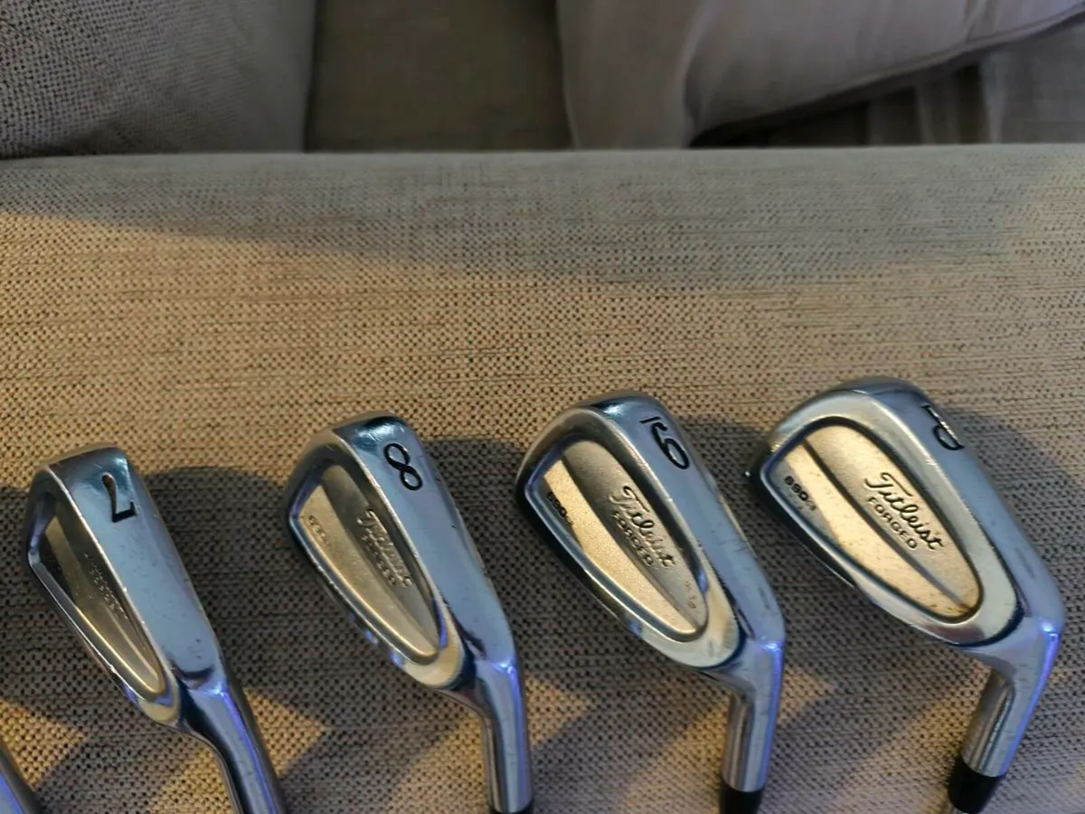 Titleist 690cb forged irons - Image 1