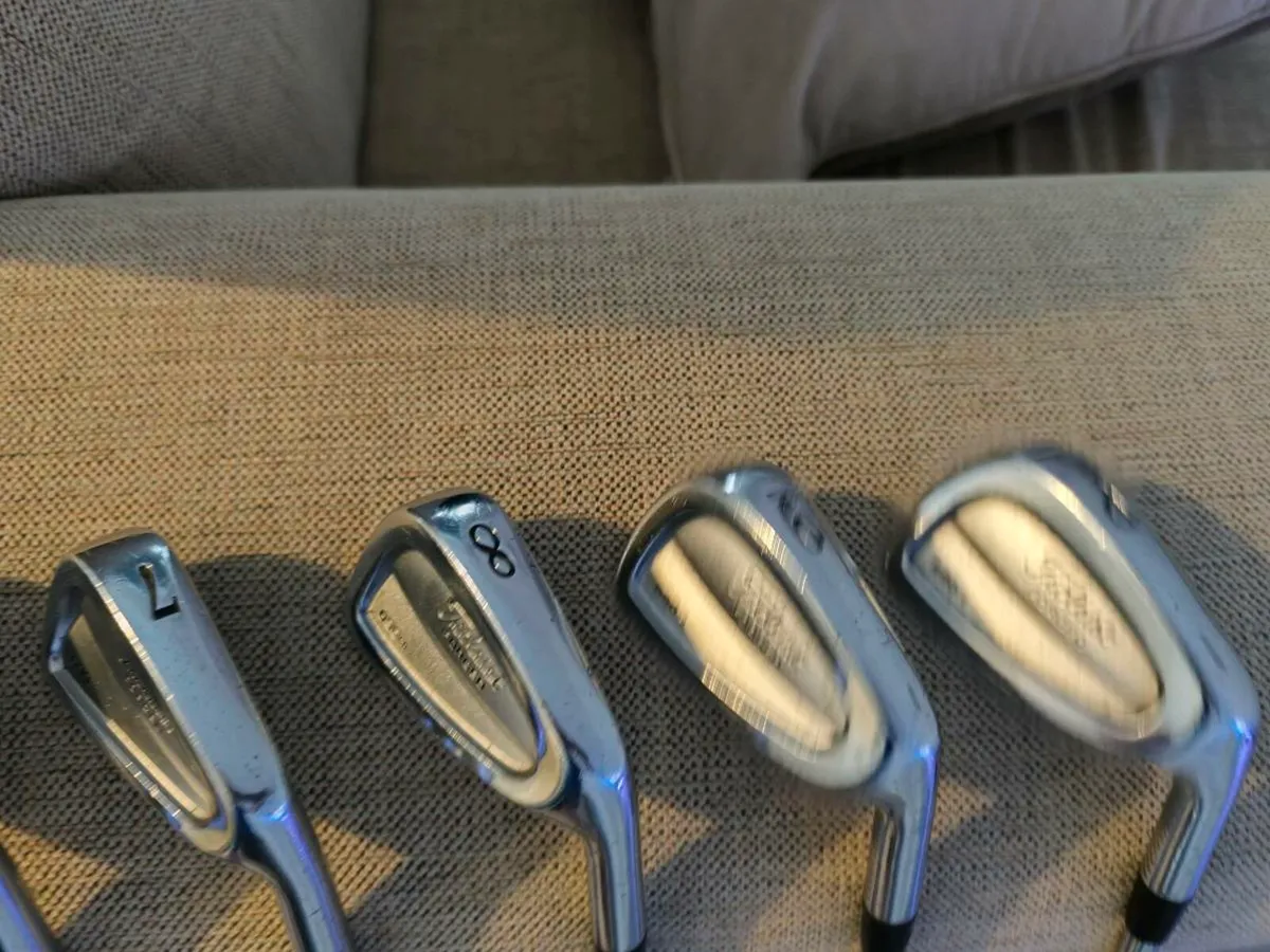 Titleist 690cb forged irons - Image 4