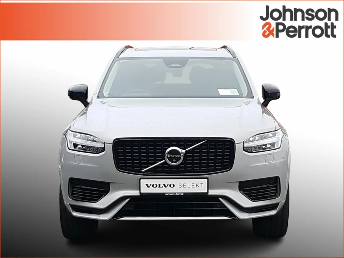 Volvo XC90 T8 455hp PHEV AWD Plus Dark (Adaptive C - Image 4