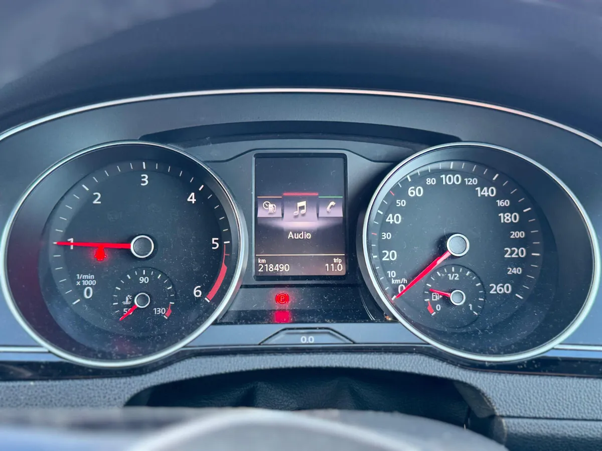 2015 VOLKSWAGEN PASSAT COMFORTLINE 1.6 DIESEL - Image 3