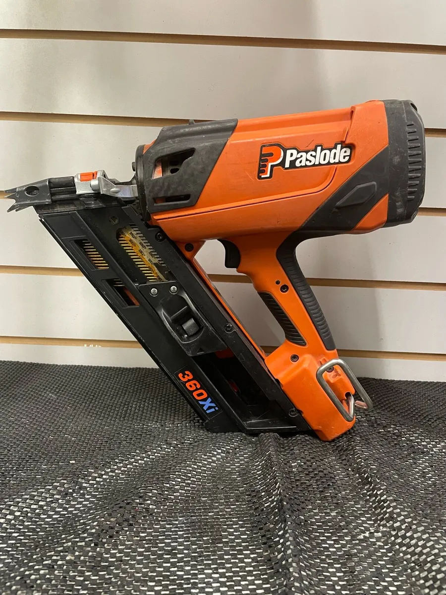 Paslode 360XI Nail Gun - Image 1
