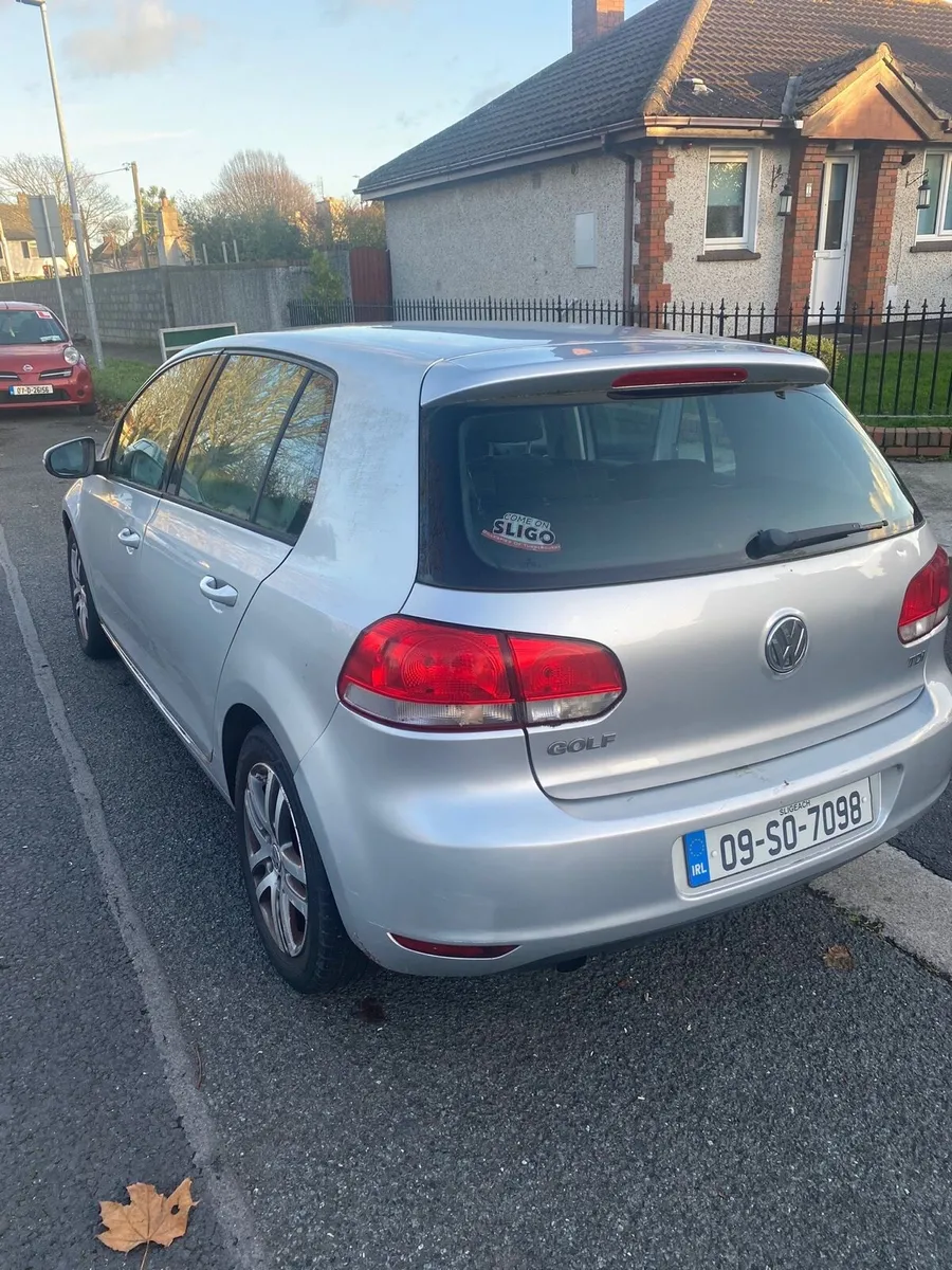 09 Volkswagen - Image 4