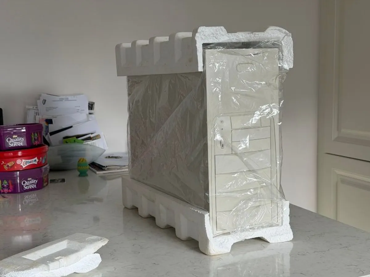 Pristine new-old-stock AT case for retro computing project (486 or early Pentium?) - Image 1