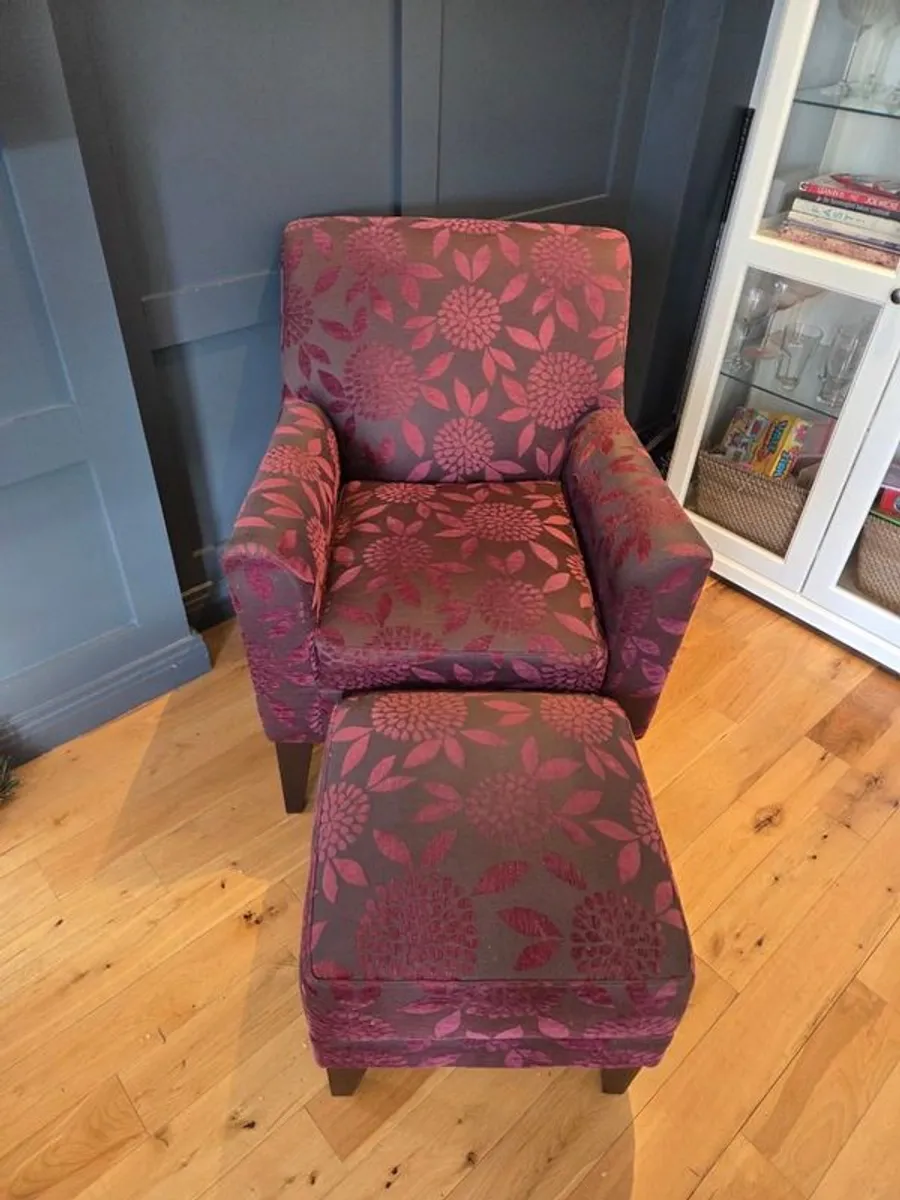 Armchair and footstool - Image 1