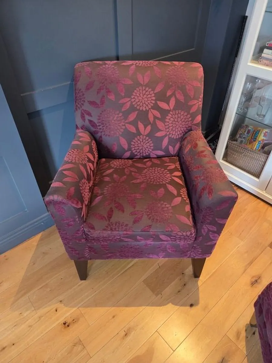 Armchair and footstool - Image 2