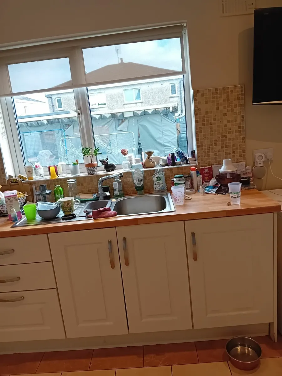 Fitted kitchen - Image 2