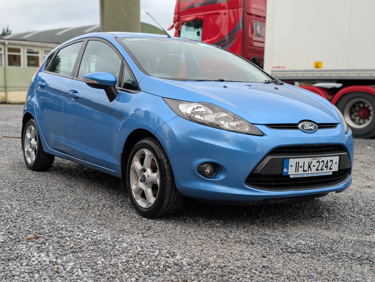 2011 Ford Fiesta 1.2 Petrol Black Friday sale!!! - Image 1