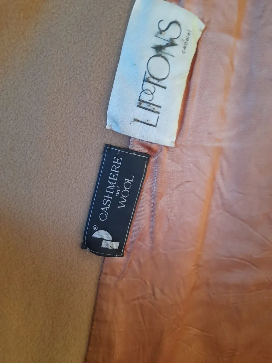 Vintage cashmere & wool coat size small 6/8 - Image 3