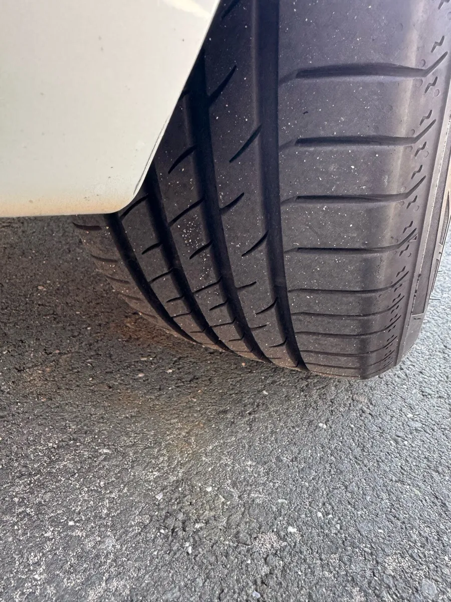 BMW 1 SERIES F20 - Image 1