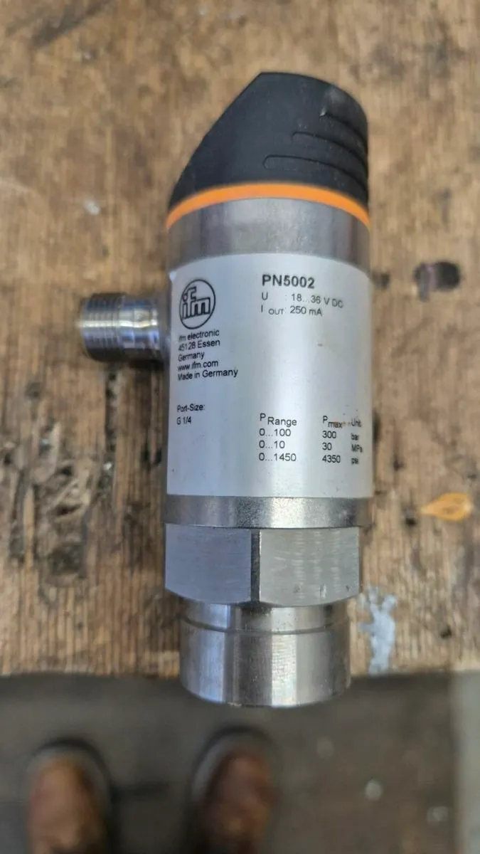 Digital Pressure Switch/Transducer x 3 - Image 1