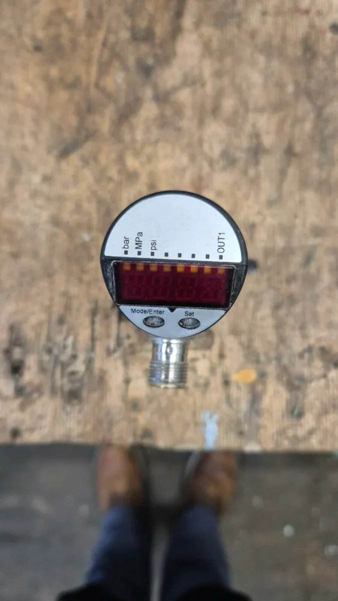 Digital Pressure Switch/Transducer x 3 - Image 3