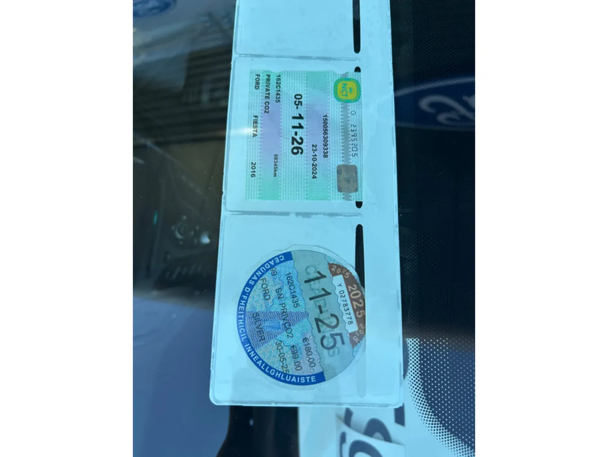 Ford Fiesta MCA ZETEC 1.0 65PS M5 2 4DR - Image 2