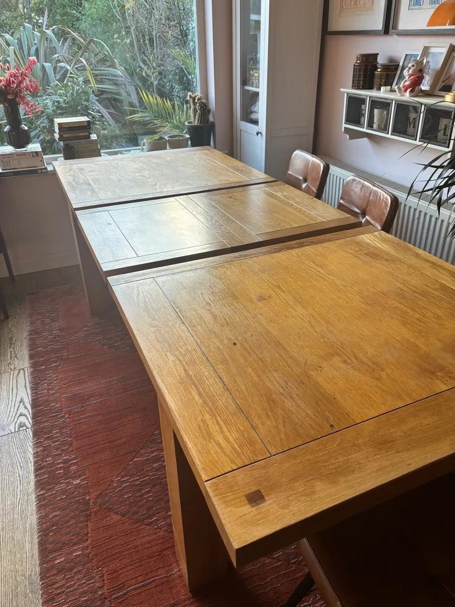 Extendable oak table - Image 4