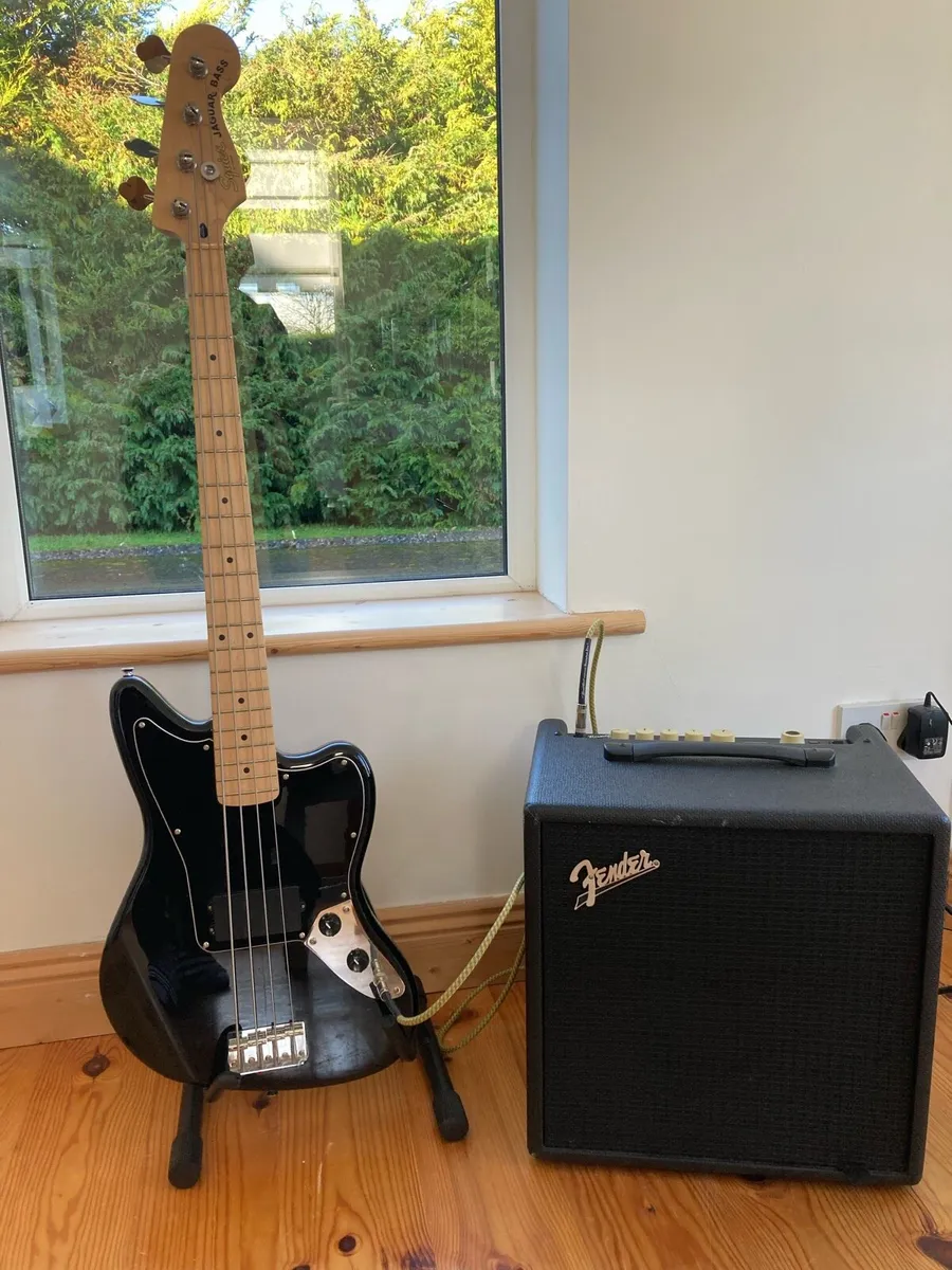 Squier Jaguar Bass & Fender Rumble Amp - Image 1