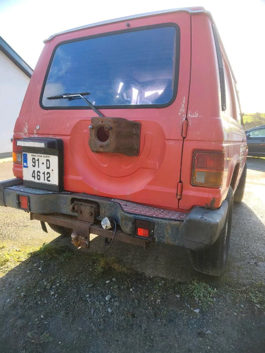 1991 mitsubishi Pajero MK1 commercial - Image 4
