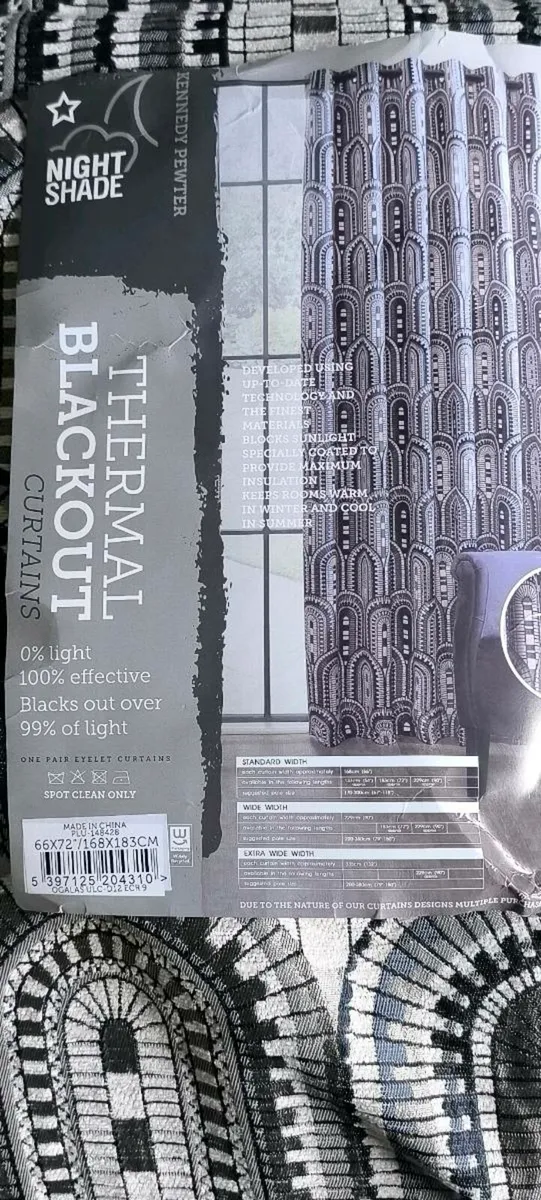 One Pair Fully Lined Eyelet Curtains - Image 2