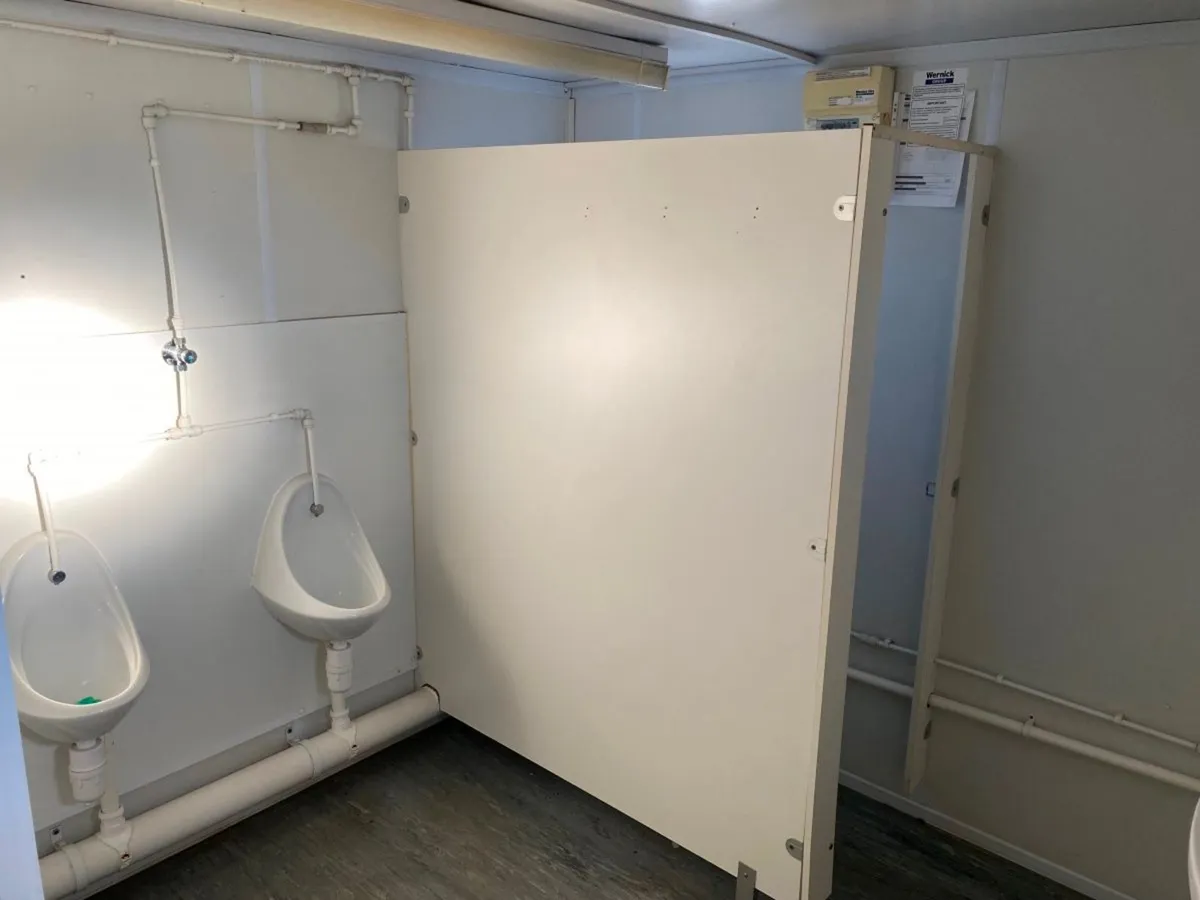 40ft x 32ft MODULAR CONTAINER /  SITE OFFICE. - Image 4