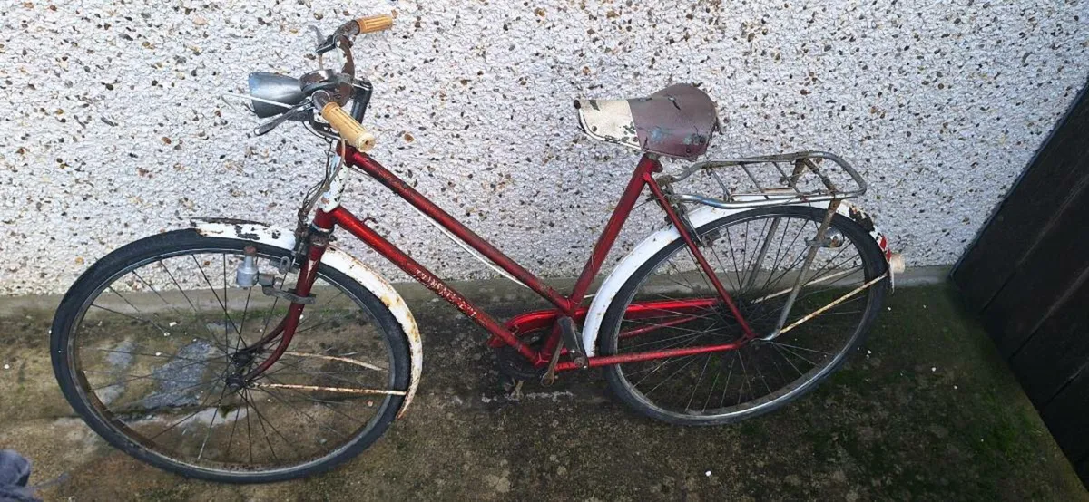 Vintage 60s Robin hood Nottingham bike - Image 2