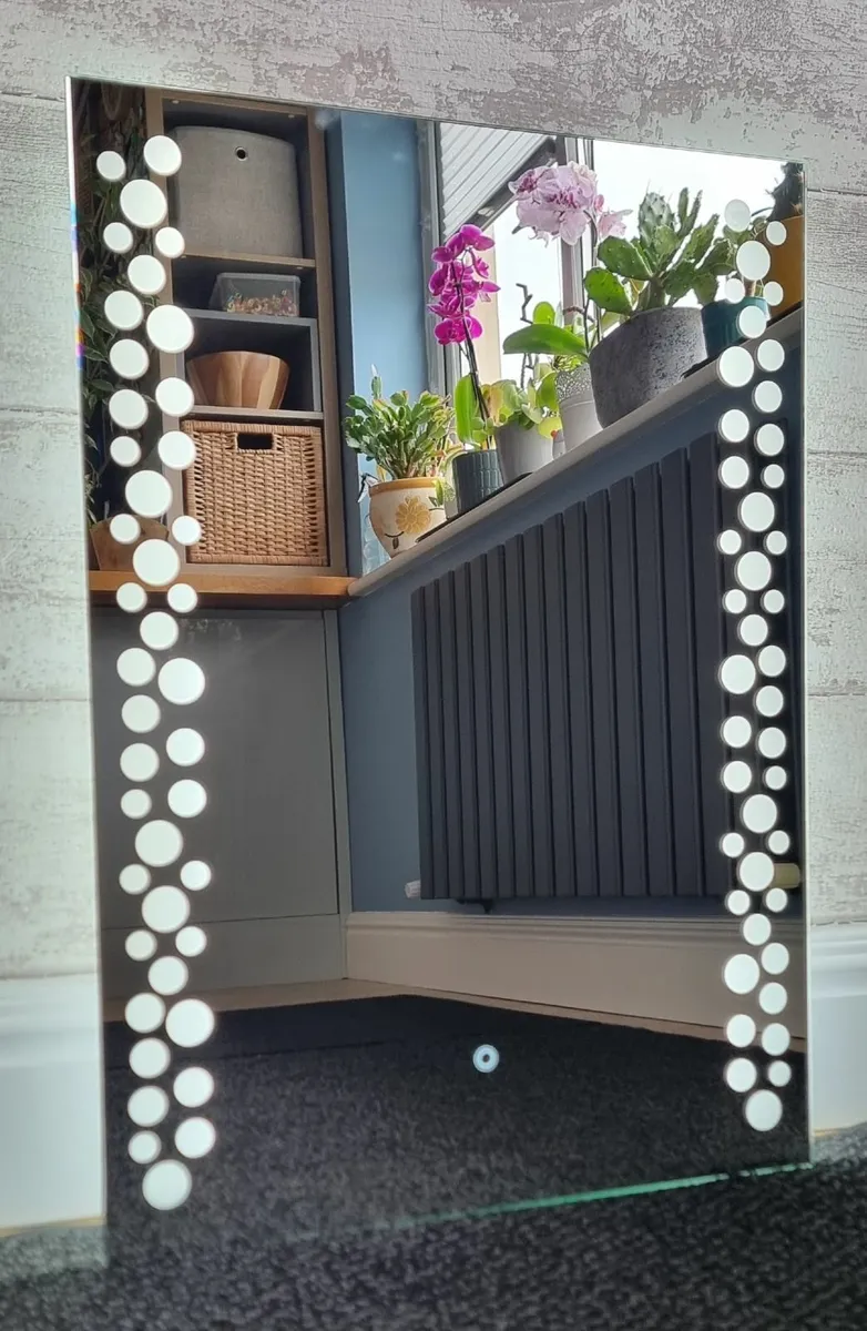 LED Bathroom Mirror Ensuite Antifog Defogger - Image 1