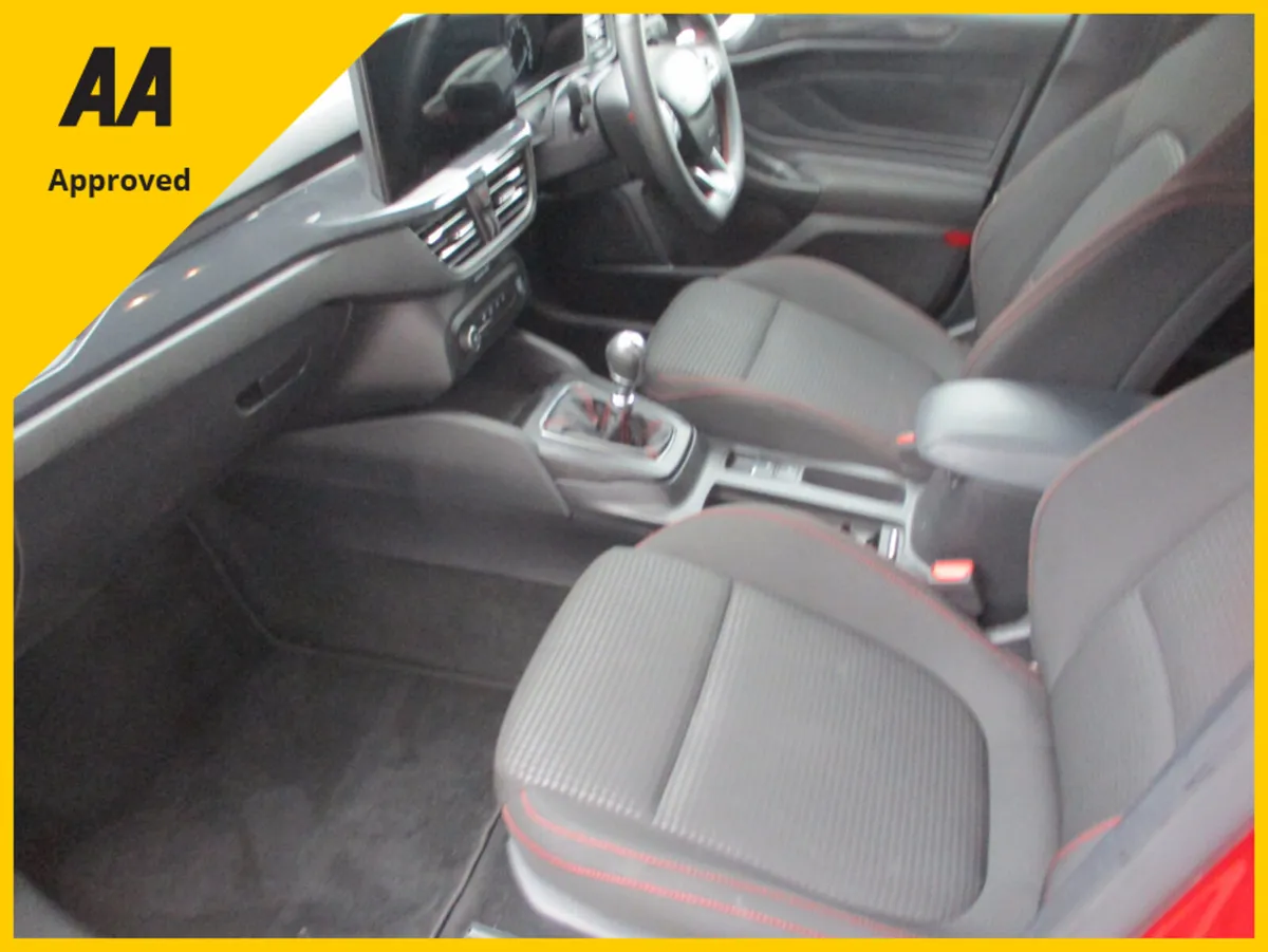 Ford Focus ST-LINE 1.0 PETROL 125PS HIGH SPEC  WIT - Image 2
