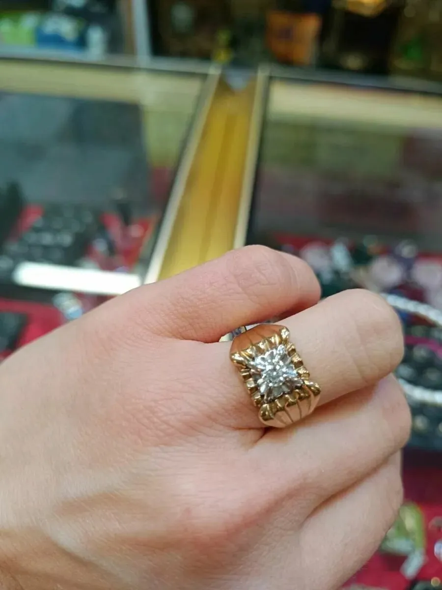 Vintage Diamond Ring 9k Yellow & White Gold - Image 2