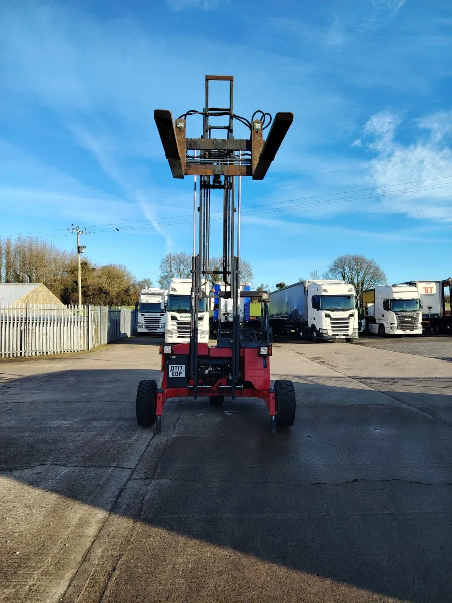 2017 Moffet M4-3 Extending Tows 800 hrs - Image 3