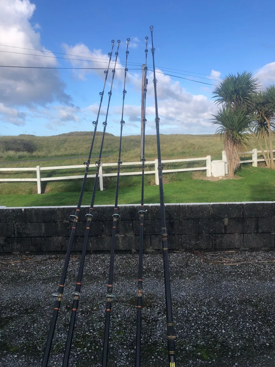 5 Ugly stik boat rods - Image 1