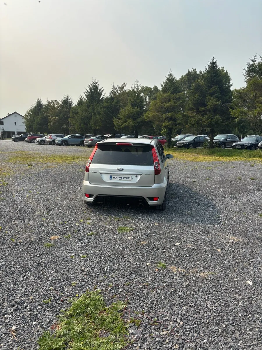 Ford Fiesta - Image 3