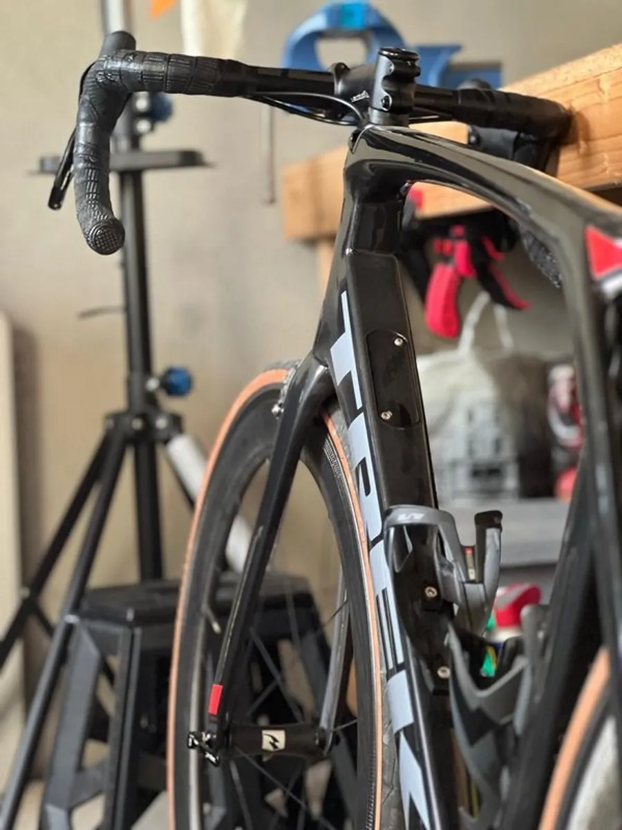 Trek Madone SL6 Rim brake - Image 2