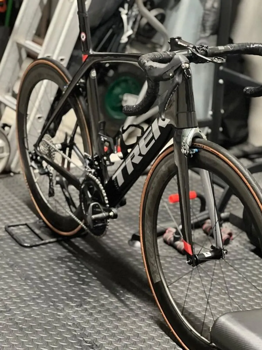 Trek Madone SL6 Rim brake - Image 4