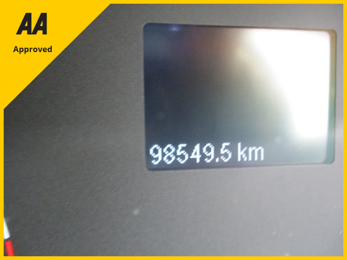 Ford Transit Custom 300L TREND 2.0 TD 130BHP FWD L - Image 4