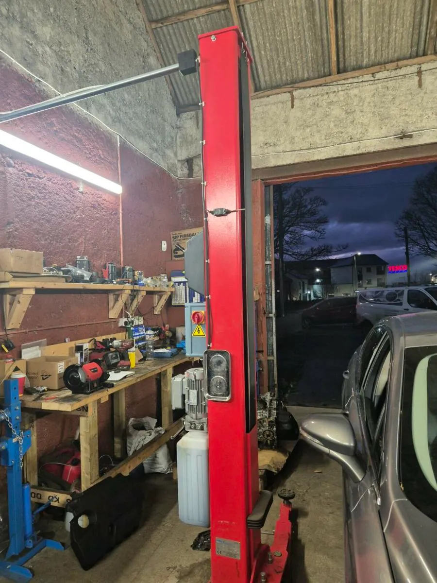 Garage equipment - Image 3