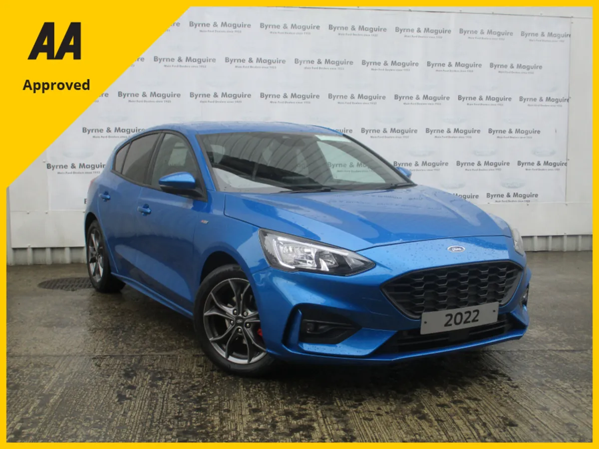 Ford Focus ST-LINE 1.0 PETROL   TOP OF THE RANGE M - Image 2