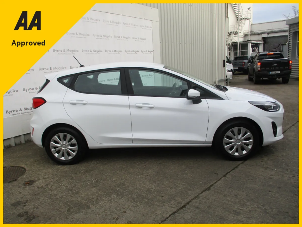 Ford Fiesta 1.1 TREND MODEL IS ONE OWNER AND ONLY - Image 4