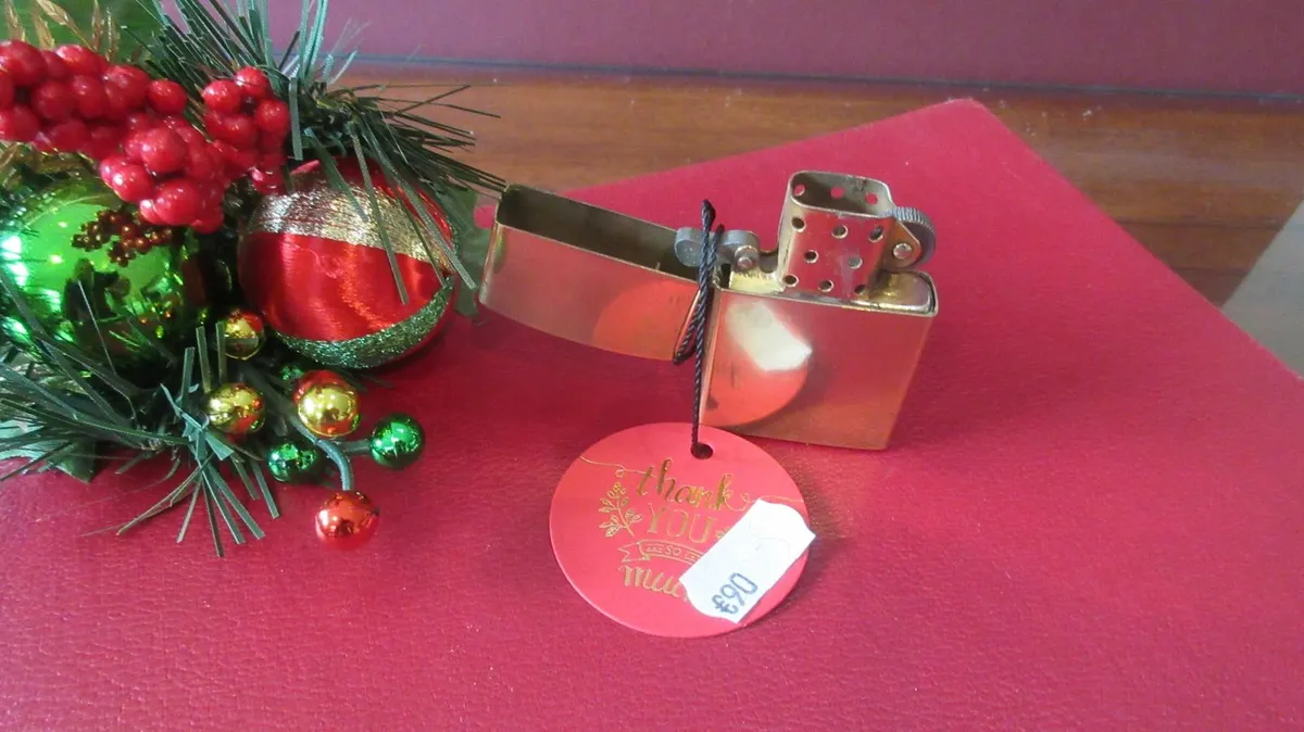 antique vintage LIGHTER zippo  pub man cave GIFT - Image 1