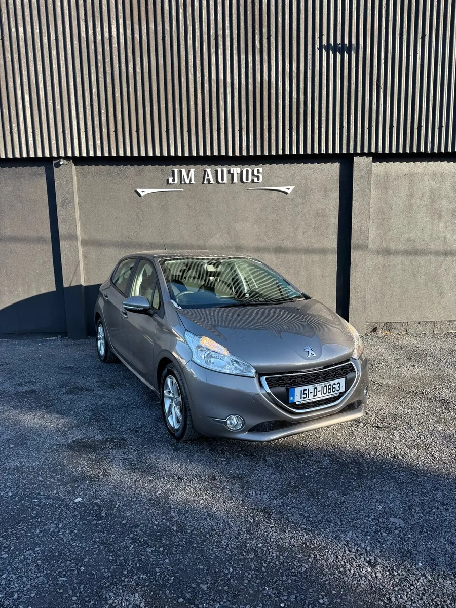 2015 PEUGEOT 208 - Image 2