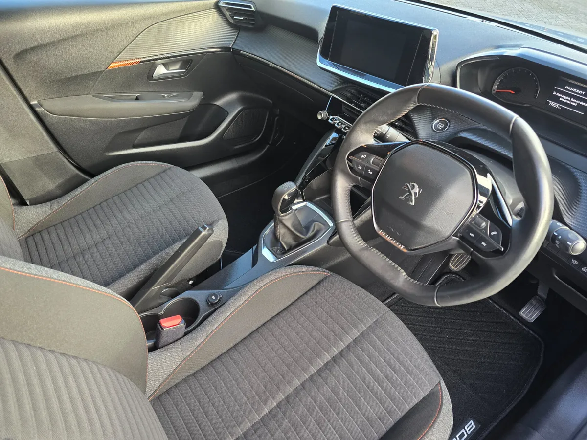 Peugeot 208 2023 - Image 2