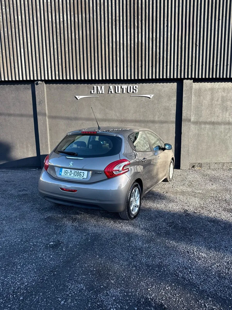 2015 PEUGEOT 208 - Image 3