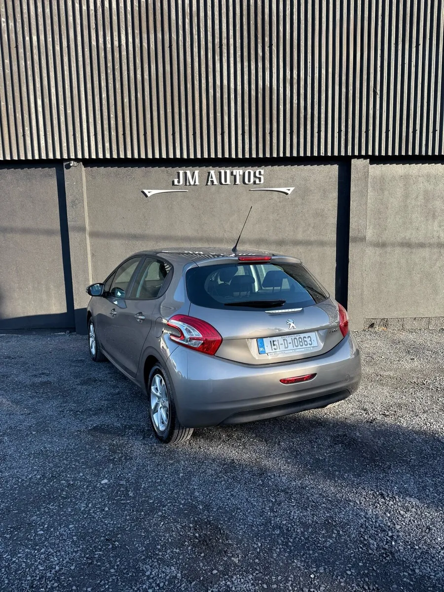 2015 PEUGEOT 208 - Image 4