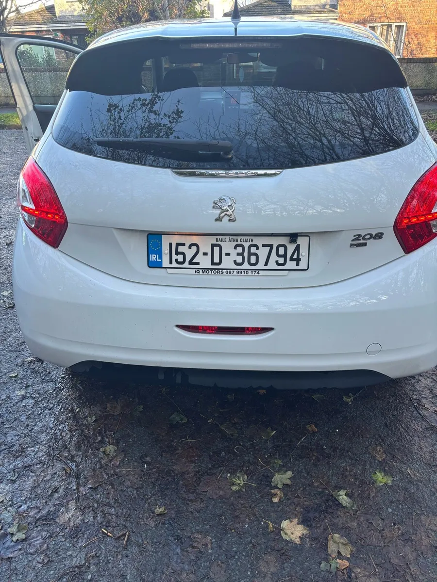 Peugeot 208 - Image 2