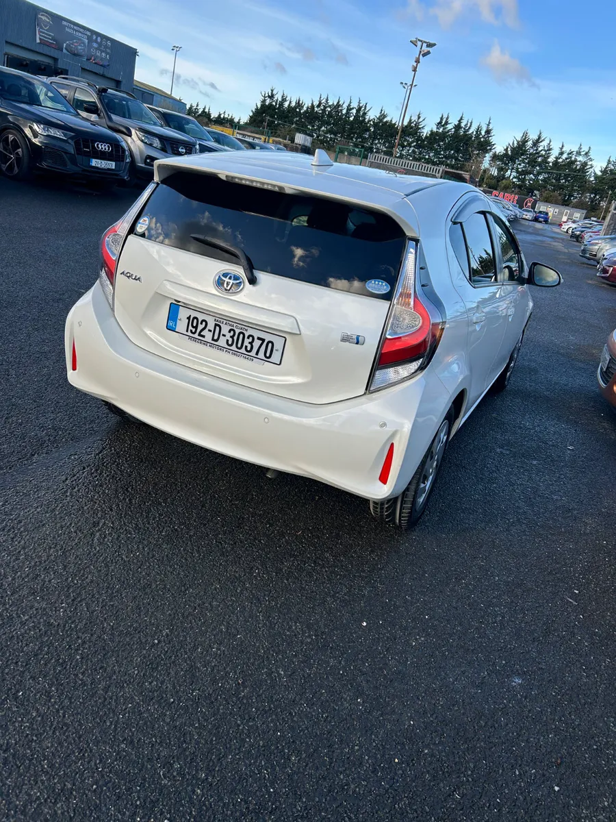 Toyota Aqua - Image 4