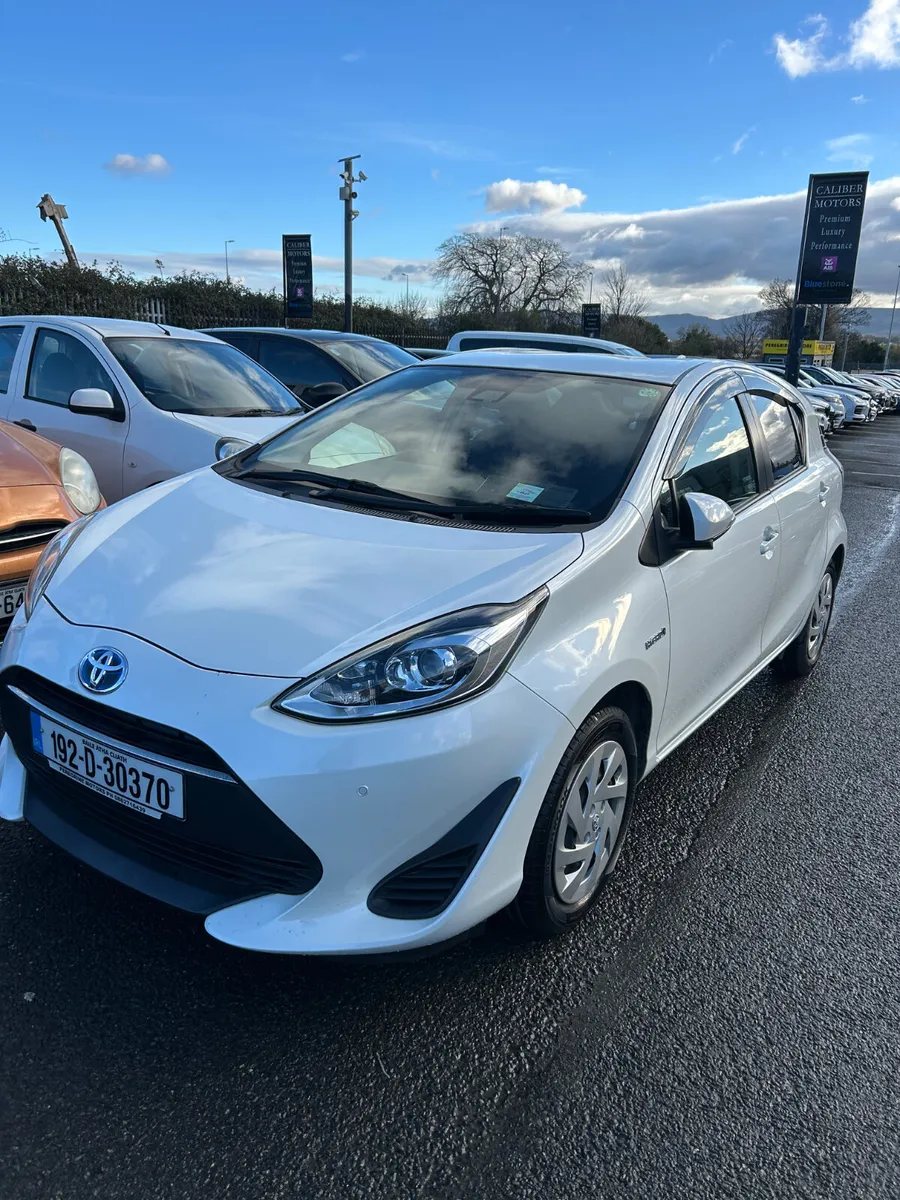 Toyota Aqua - Image 3